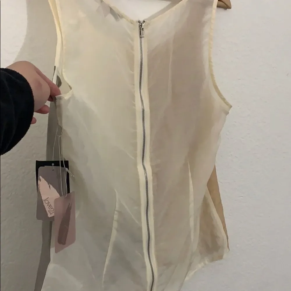 NWT Y2K Forever21 silk blend nude/bronze/cream top-S_7